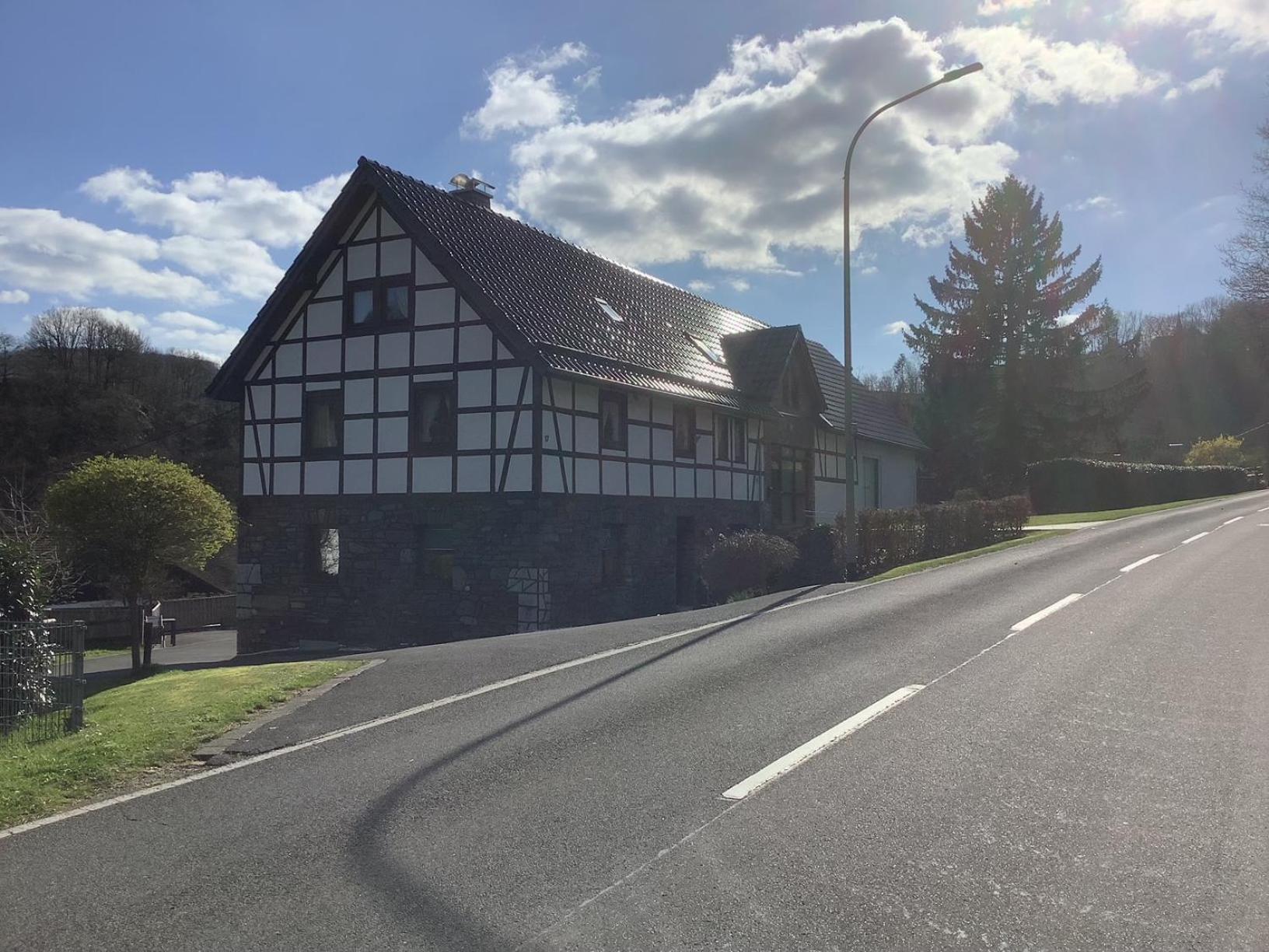 Berg Blick Eifler Bauernhaus Modern Restauriert Simmerath Exterior photo