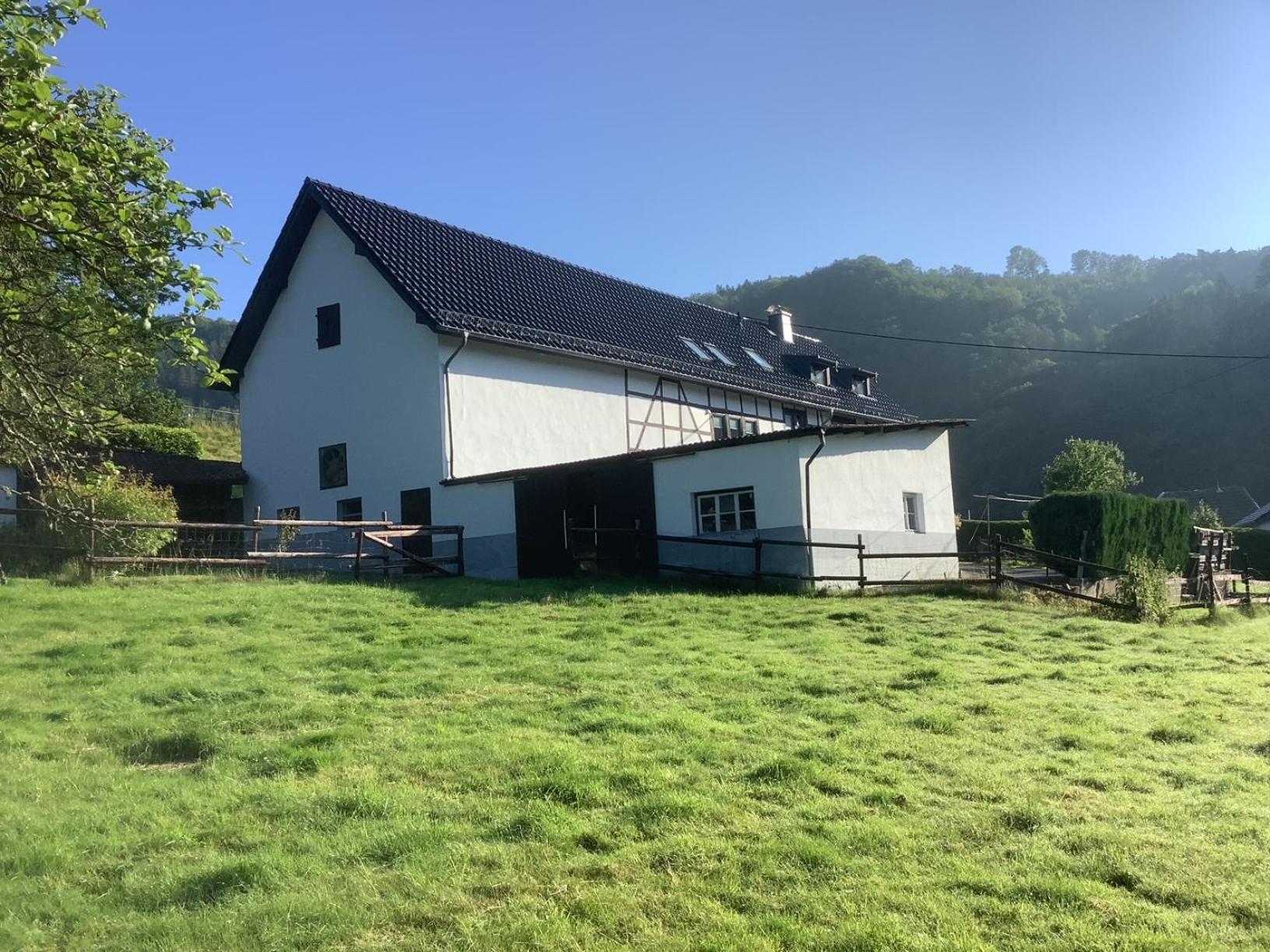 Berg Blick Eifler Bauernhaus Modern Restauriert Simmerath Exterior photo