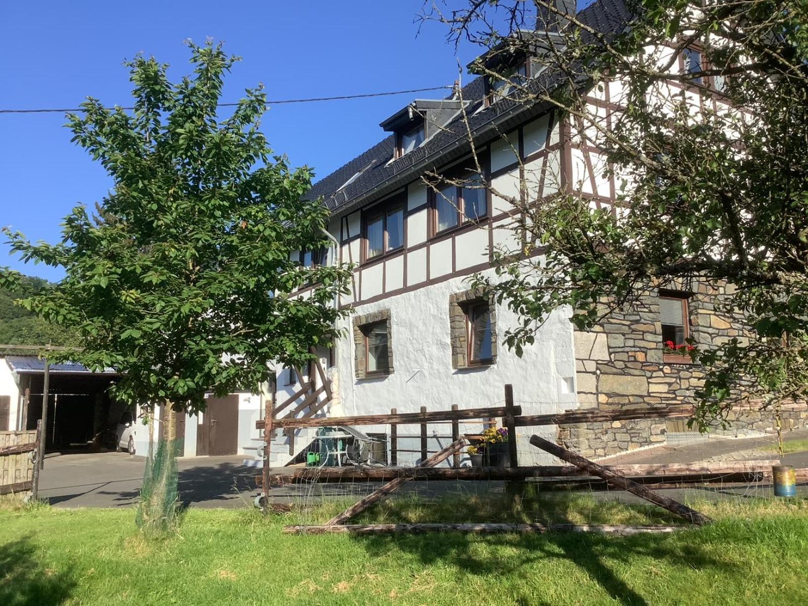 Berg Blick Eifler Bauernhaus Modern Restauriert Simmerath Exterior photo